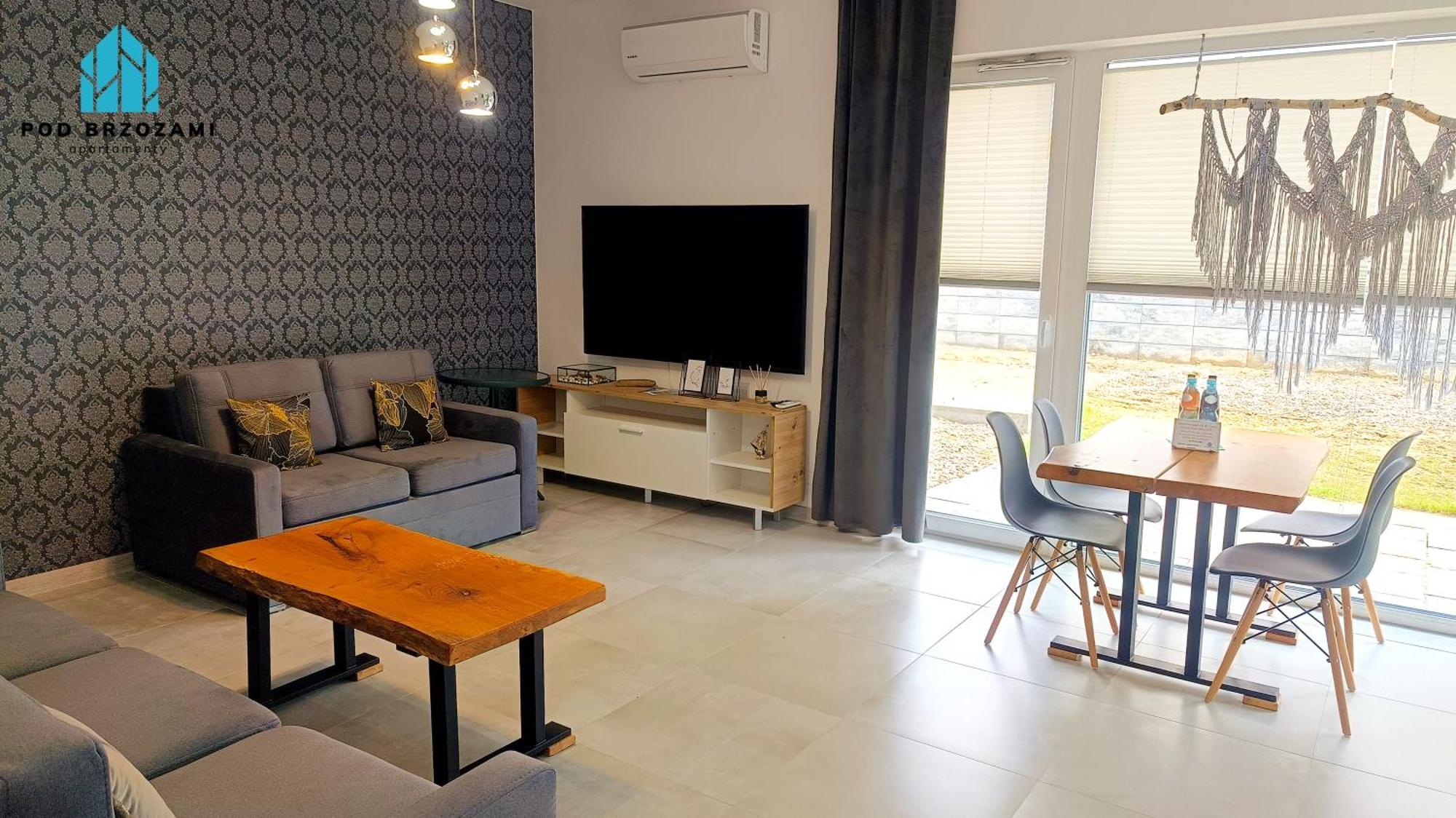Pod Brzozami Apartamenty Sloneczne Apartamenty 尤斯托尼莫斯基 外观 照片